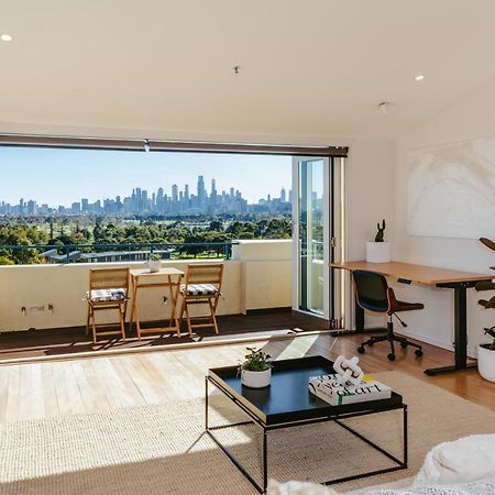 Spectacular Views Over Albert Park Melbourne Exterior foto